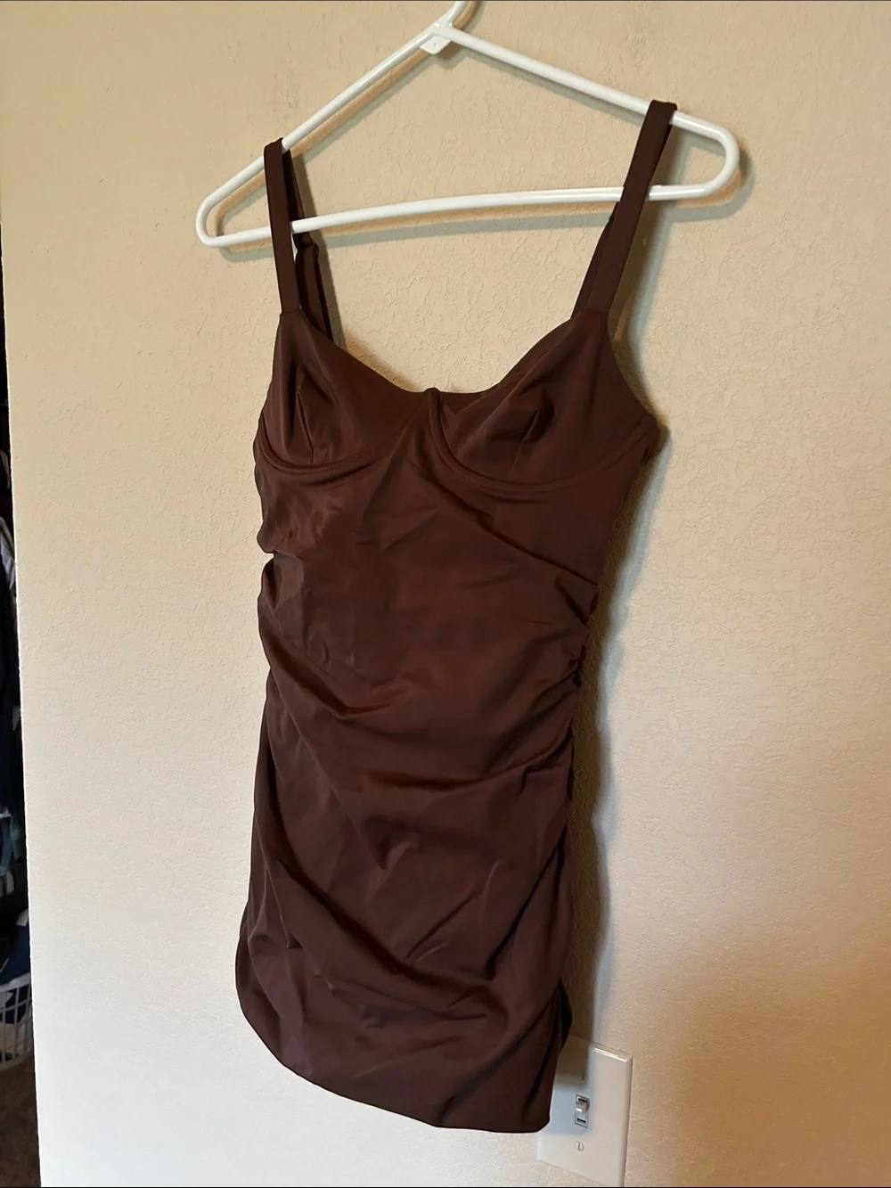 NWT Skims Sculpting Swim Ruched One Piece Swimsuit Cocoa Size Small